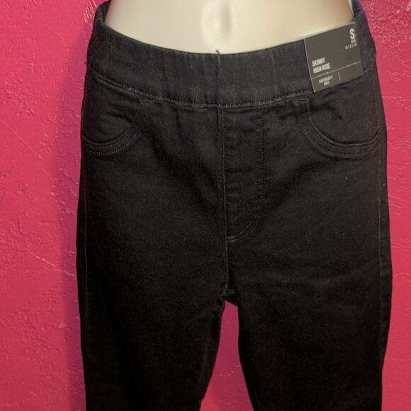 NWT. Express skinny high rise super soft knit black pull on skinny jean. Sz S - Picture 5 of 15